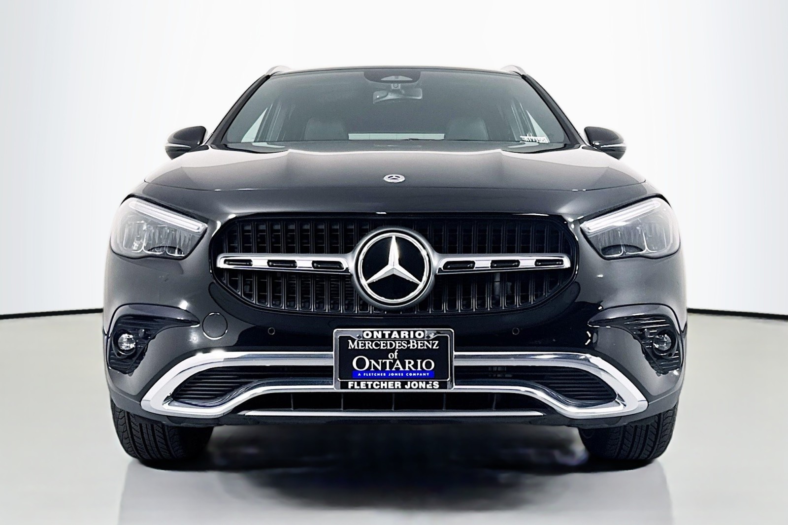 2025 Mercedes Benz GLA 250 photo 2