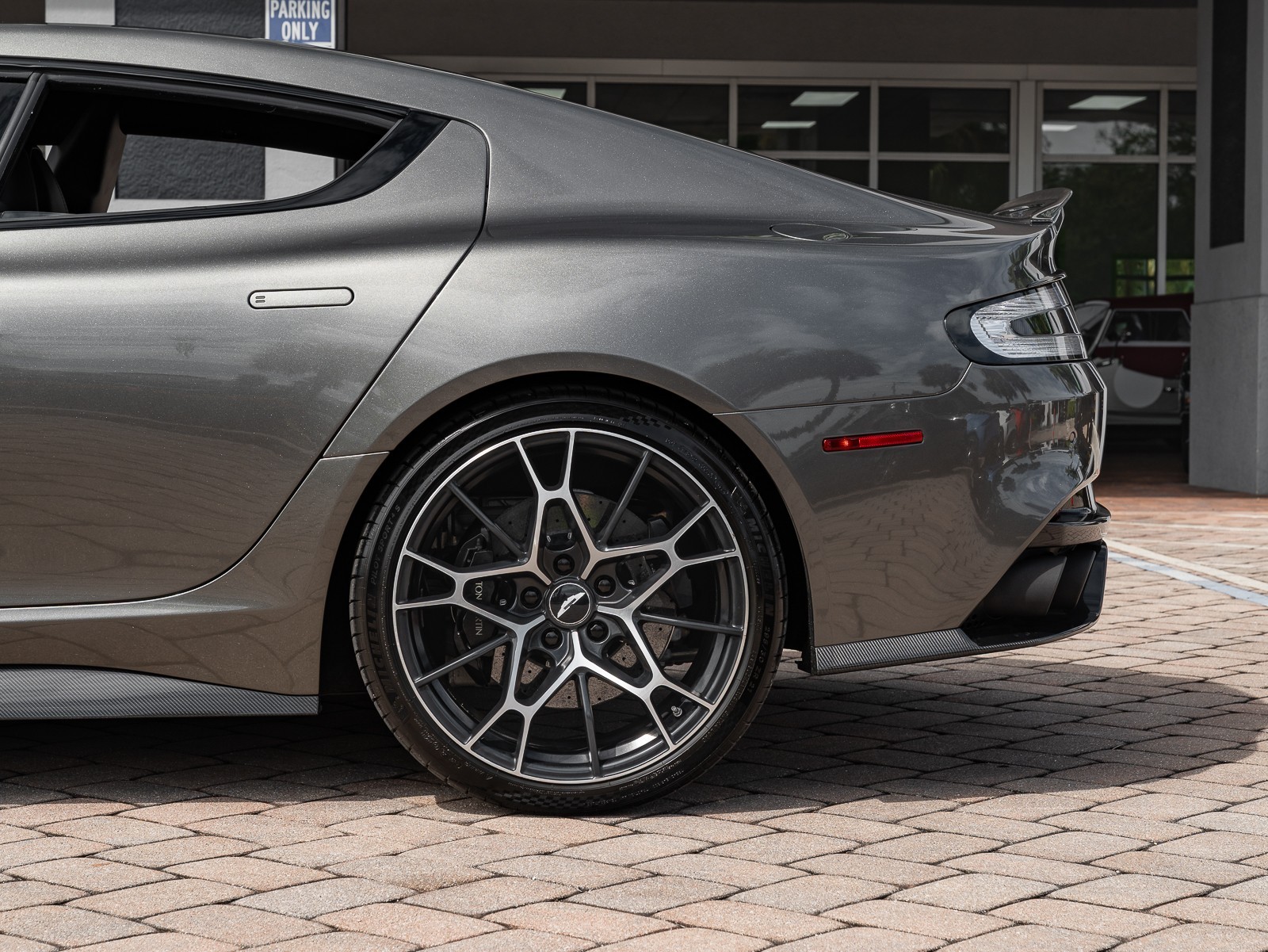 2019 Aston Martin Rapide AMR VH4 photo 29