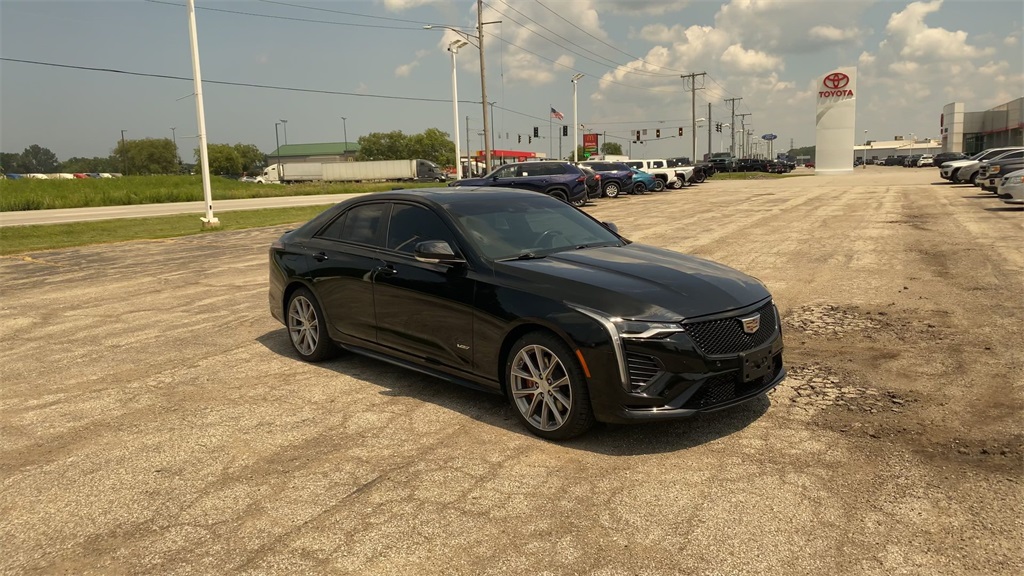 2020 Cadillac CT4 photo 2