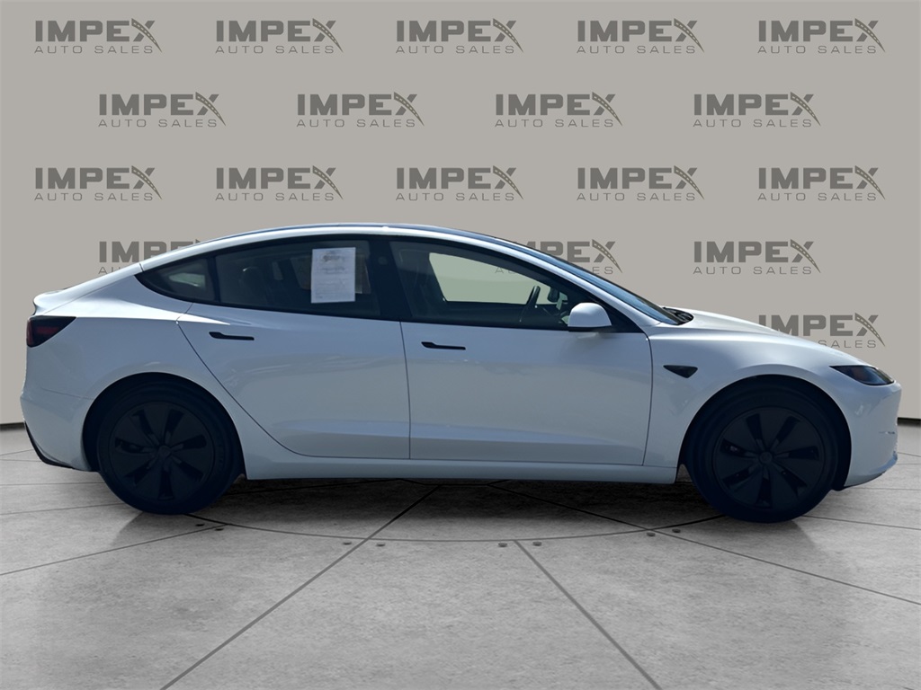 2025 Tesla Model 3 Long Range photo 6