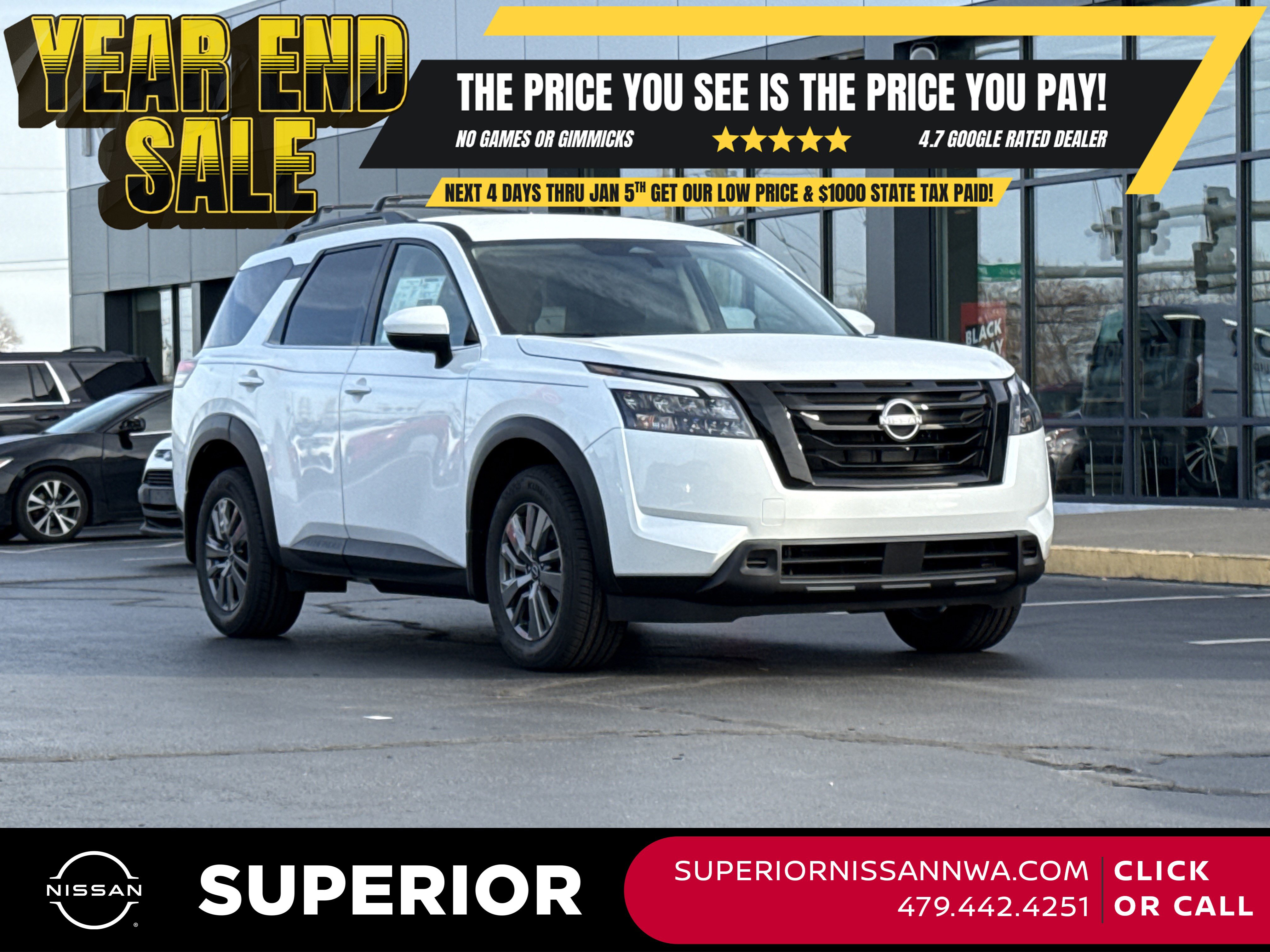 2025 Nissan Pathfinder SV's photo