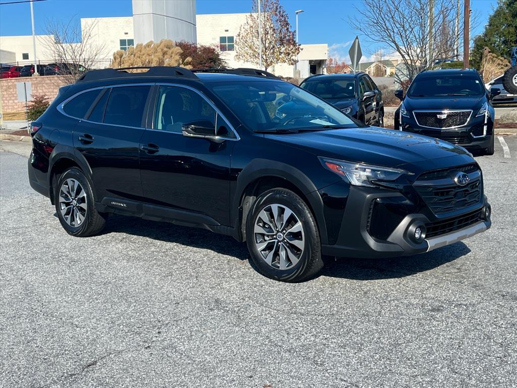 2023 Subaru Outback Limited's photo