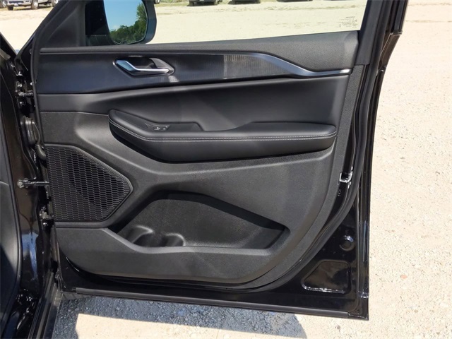 2025 Jeep Grand Cherokee Laredo Altitude photo 29