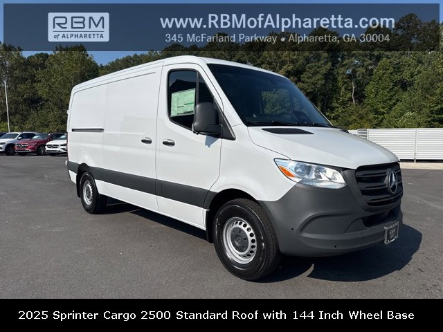 2025 Mercedes-Benz Sprinter Cargo Van Base's photo