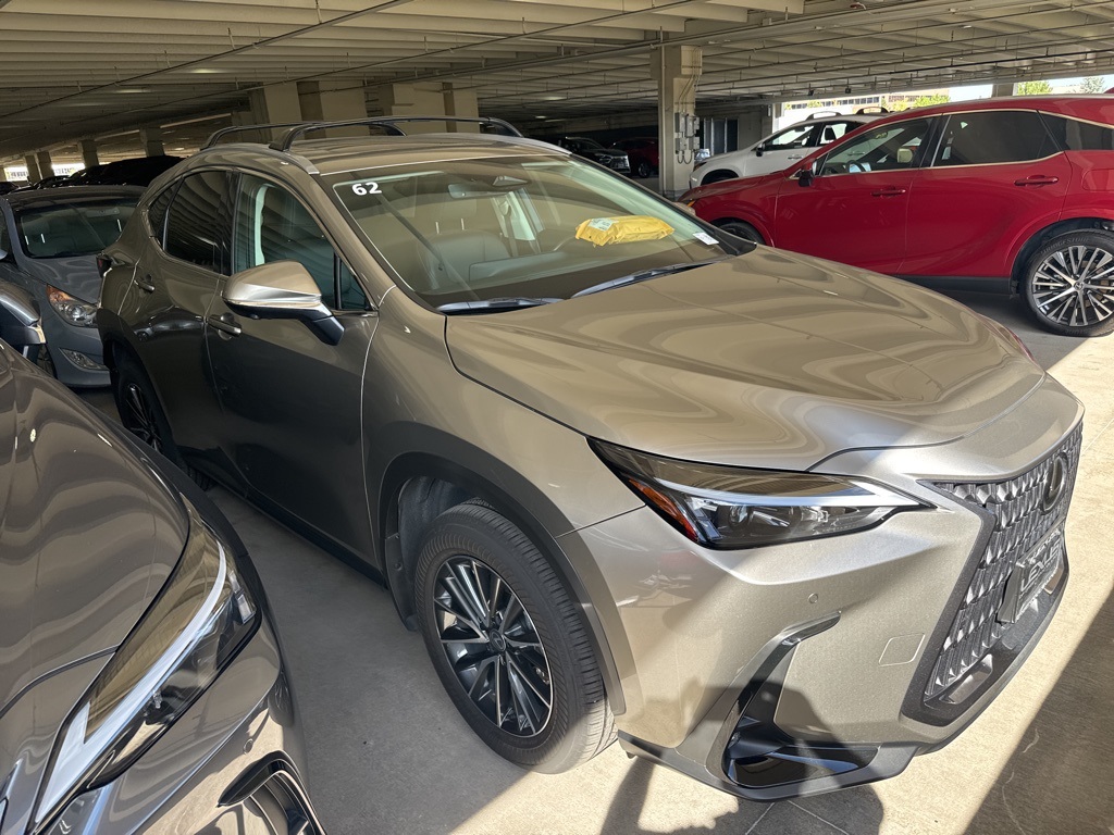 2025 Lexus NX 350 Premium photo 2