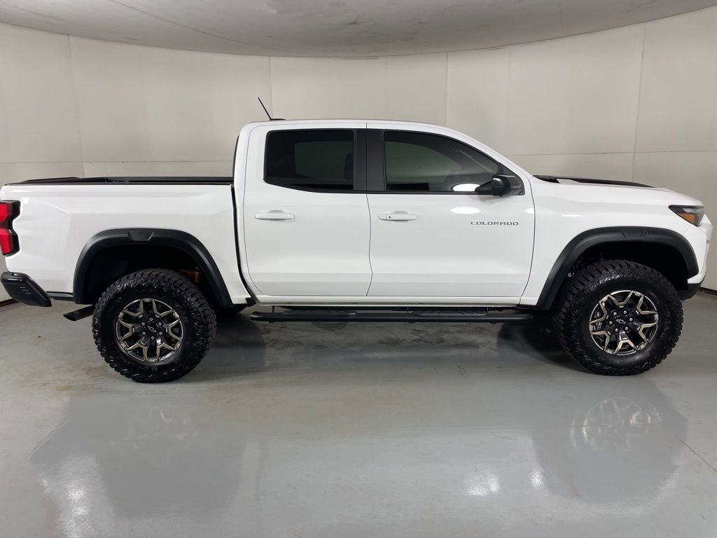 2025 Chevrolet Colorado ZR2 photo 9