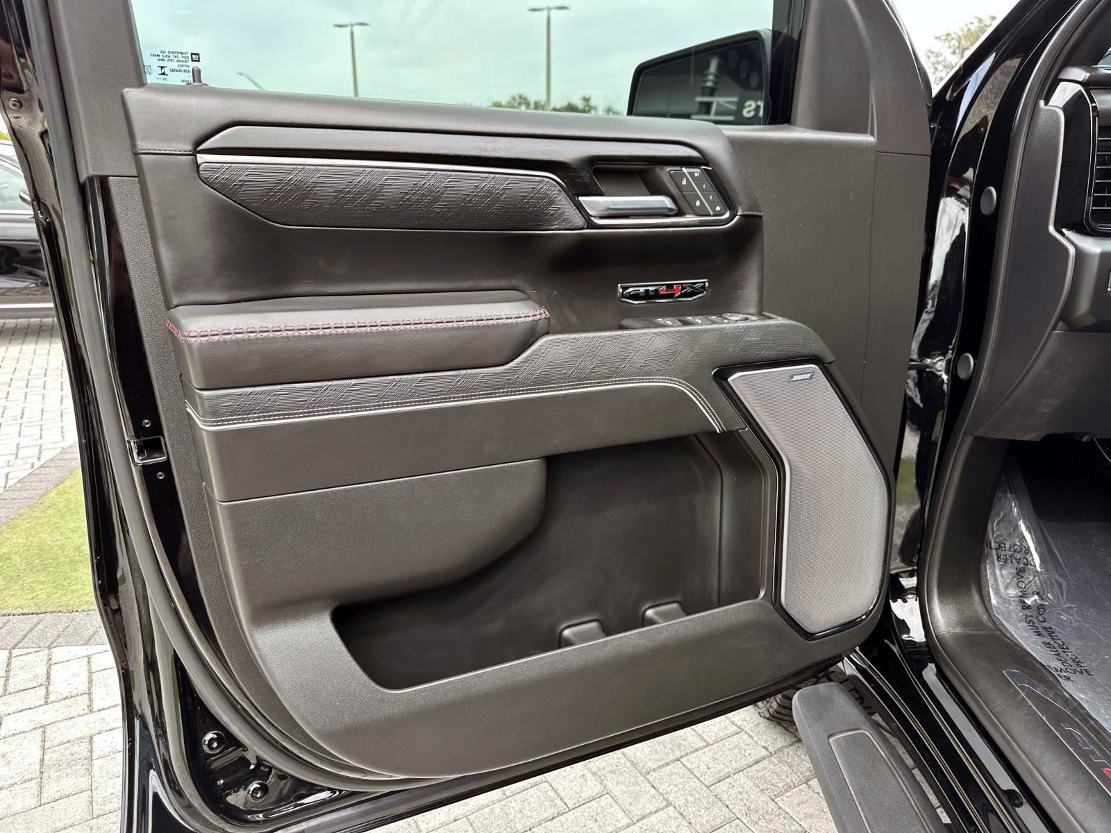 2024 Gmc Sierra 1500 AT4X photo 15