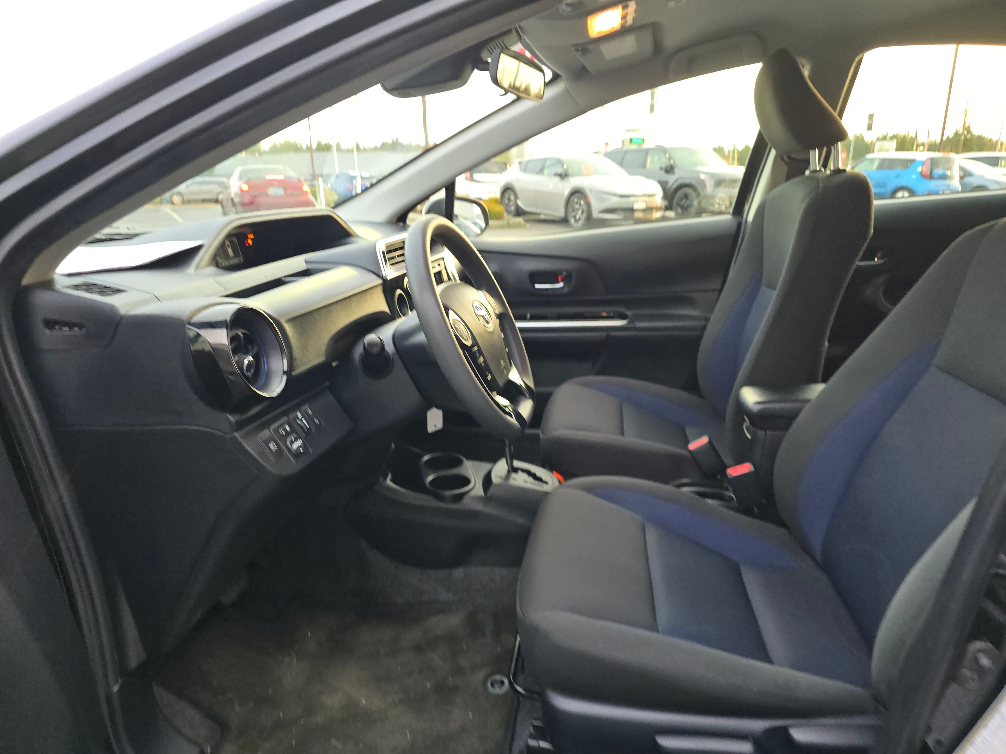 2018 Toyota Prius C One Two Three Four photo 4