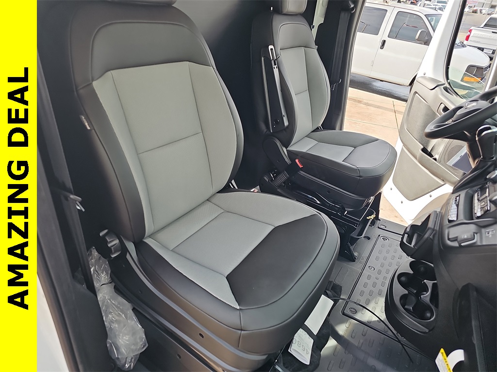 2024 Ram ProMaster 3500 photo 9