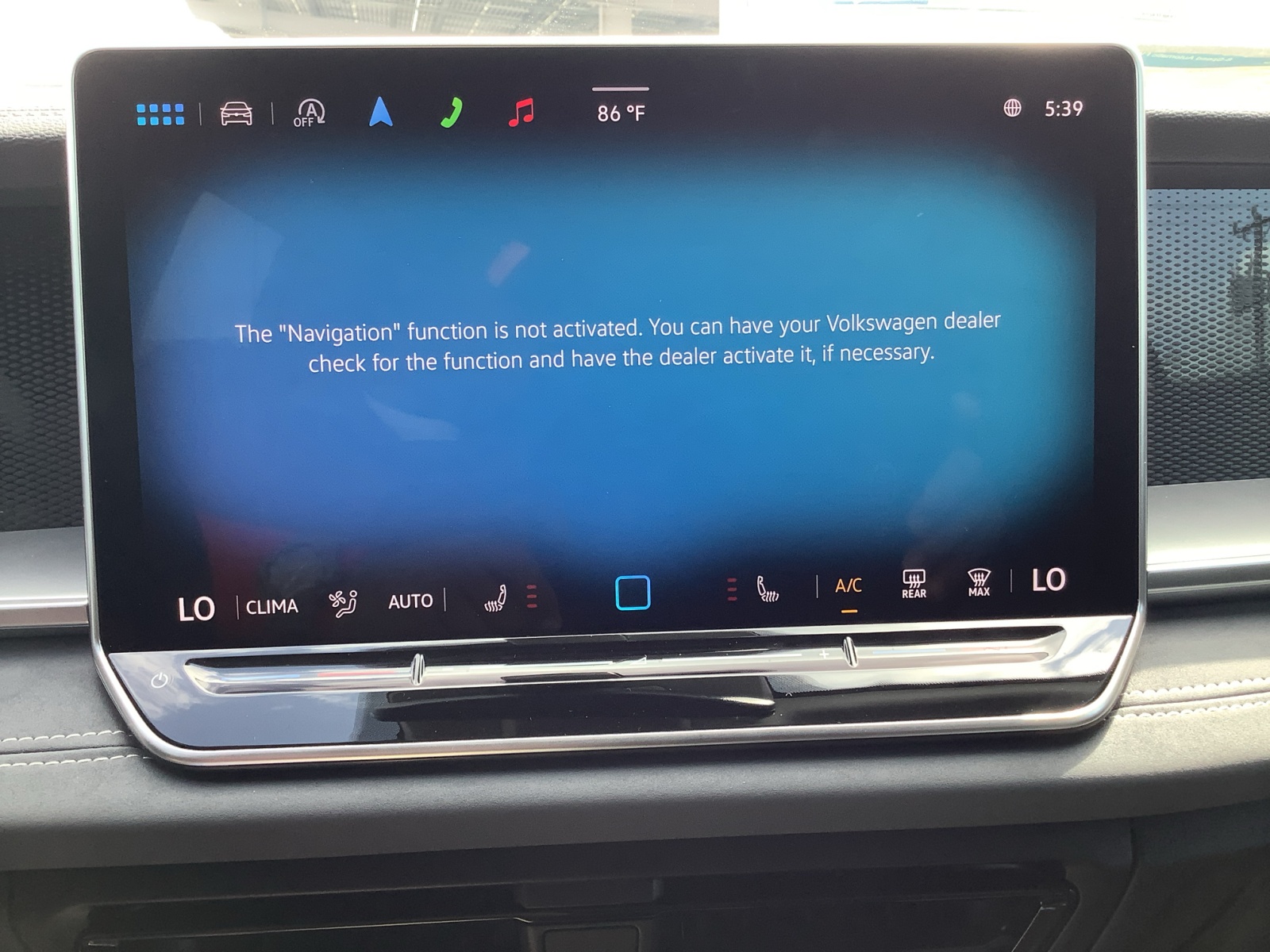 2025 Volkswagen Tiguan SE photo 14