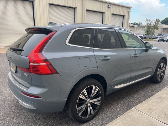 2023 Volvo XC60 B5 Plus photo 4