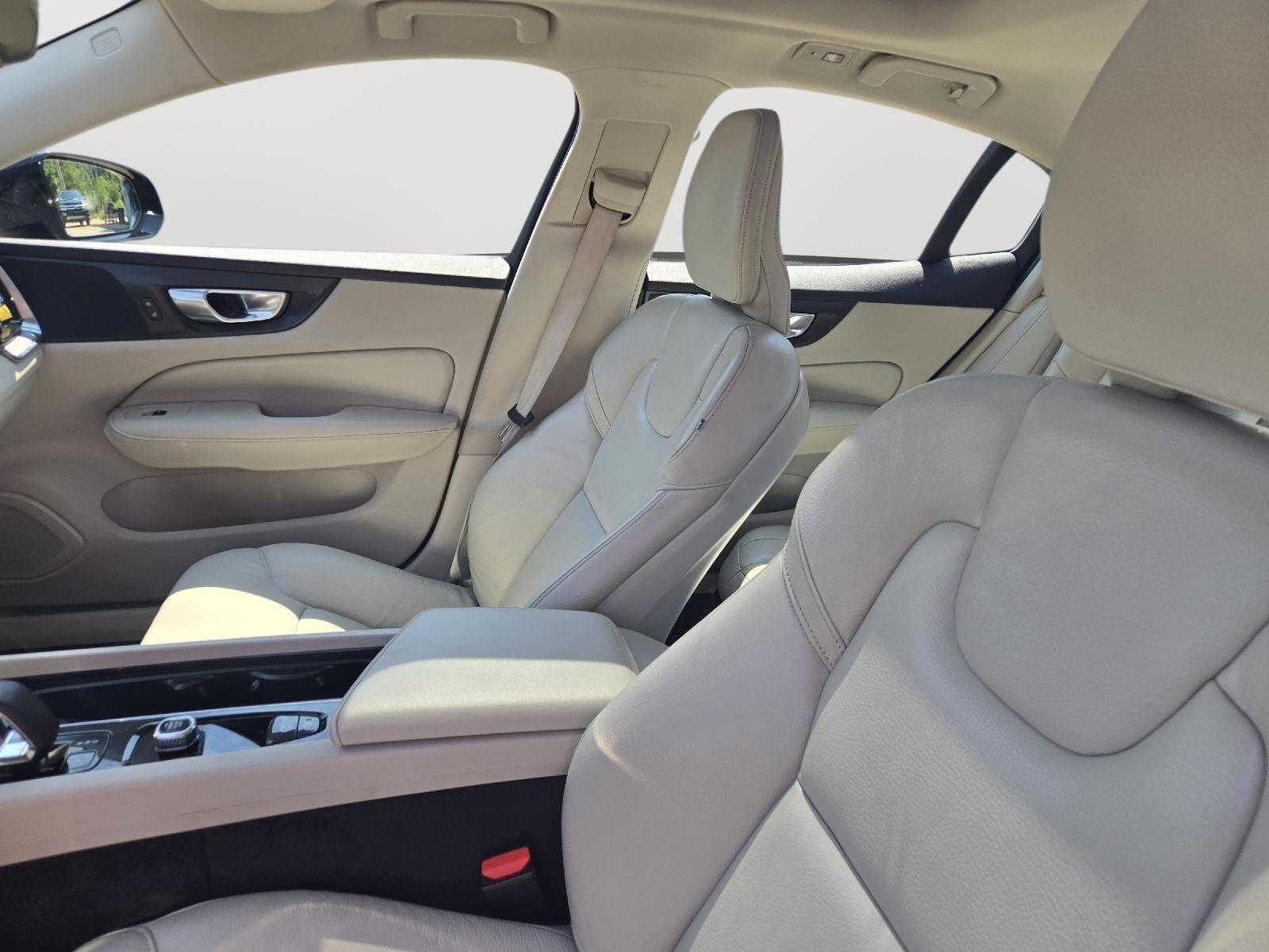 2024 Volvo S60 Core photo 10