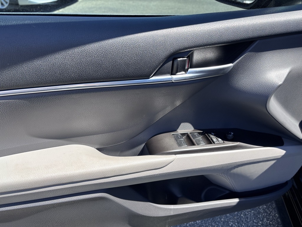 2024 Toyota Camry LE photo 9