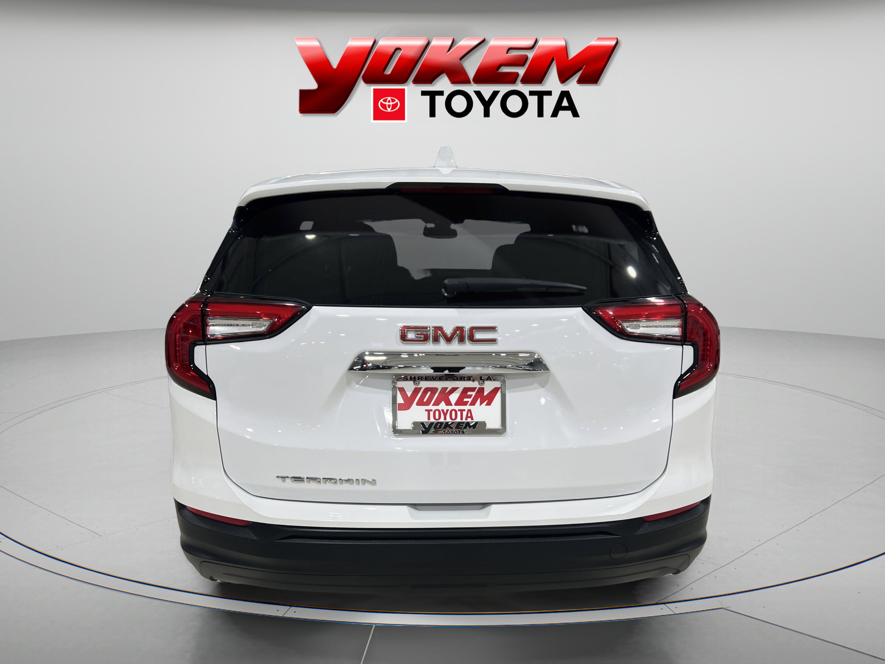 2024 Gmc Terrain SLE photo 4