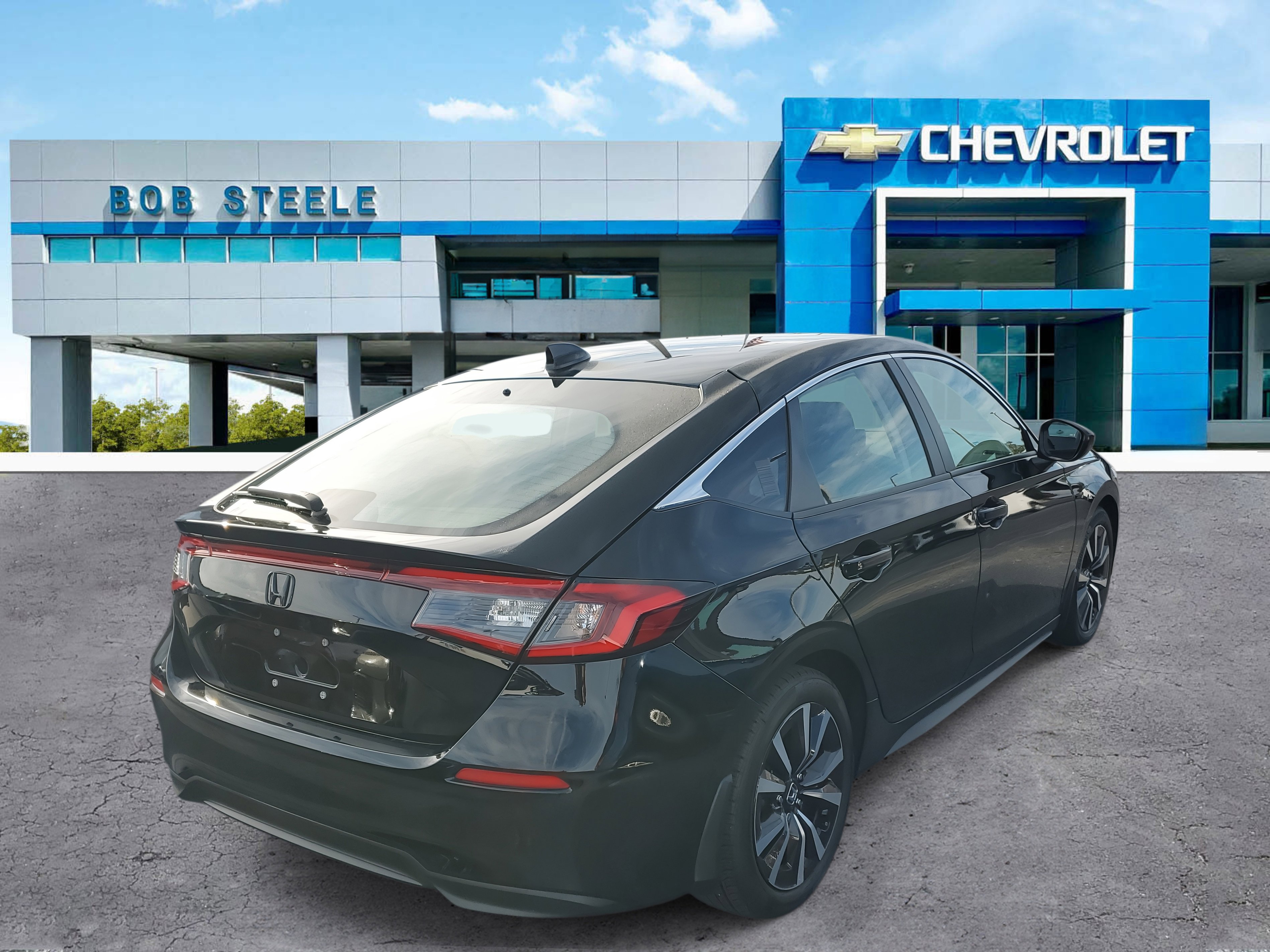 2024 Honda Civic Hatchback EX-L photo 2