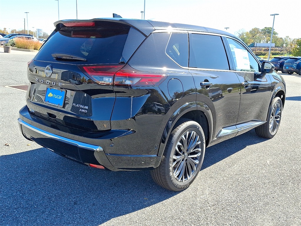 2026 Nissan Rogue Platinum photo 4