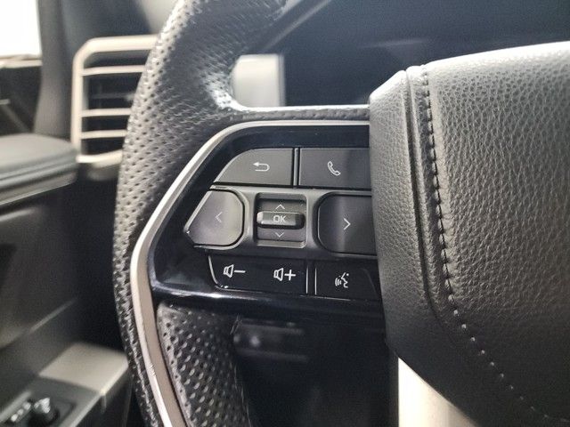 2022 Toyota Tundra SR5 CrewMax photo 16