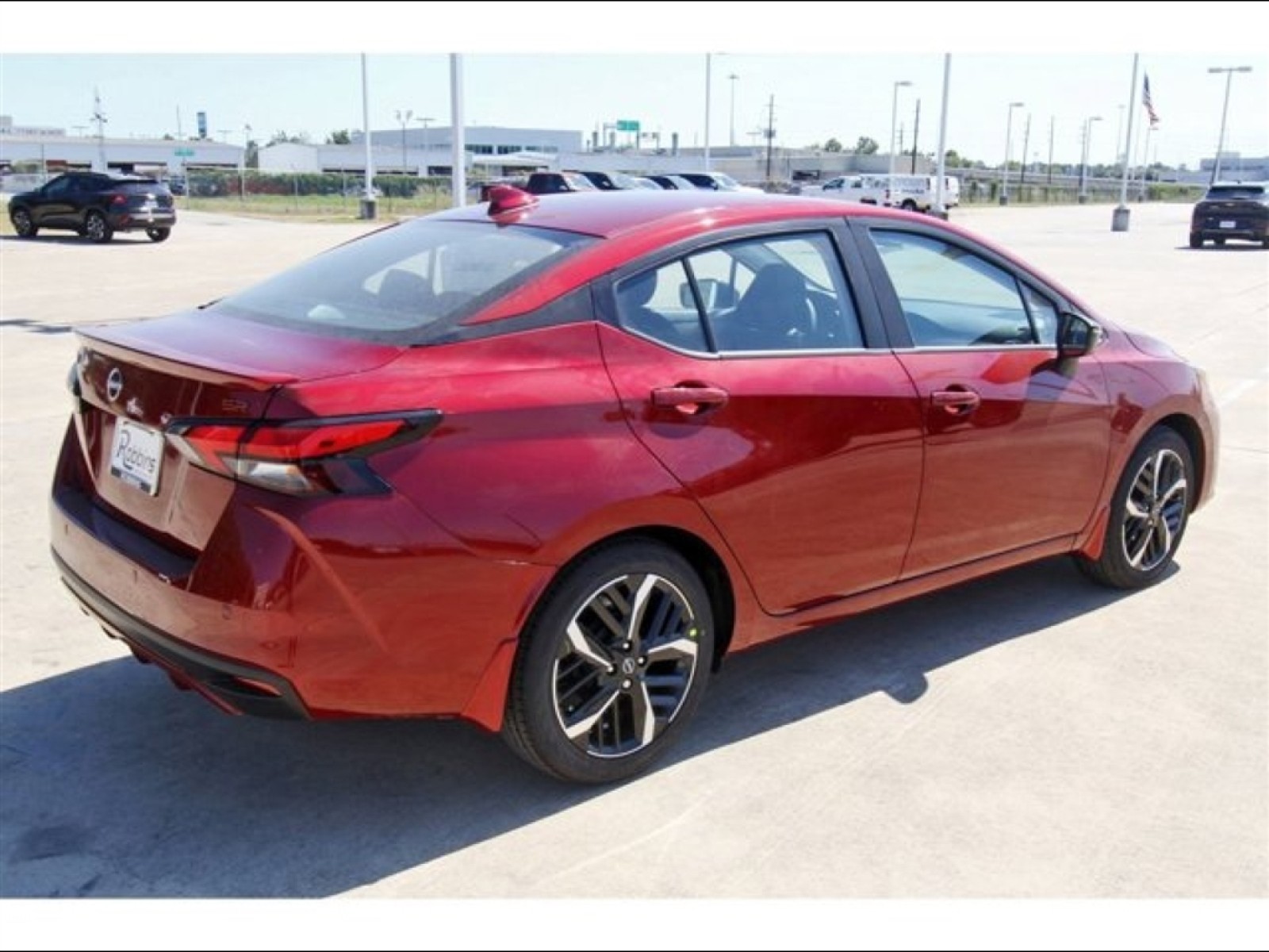 2025 Nissan Versa SR - 4