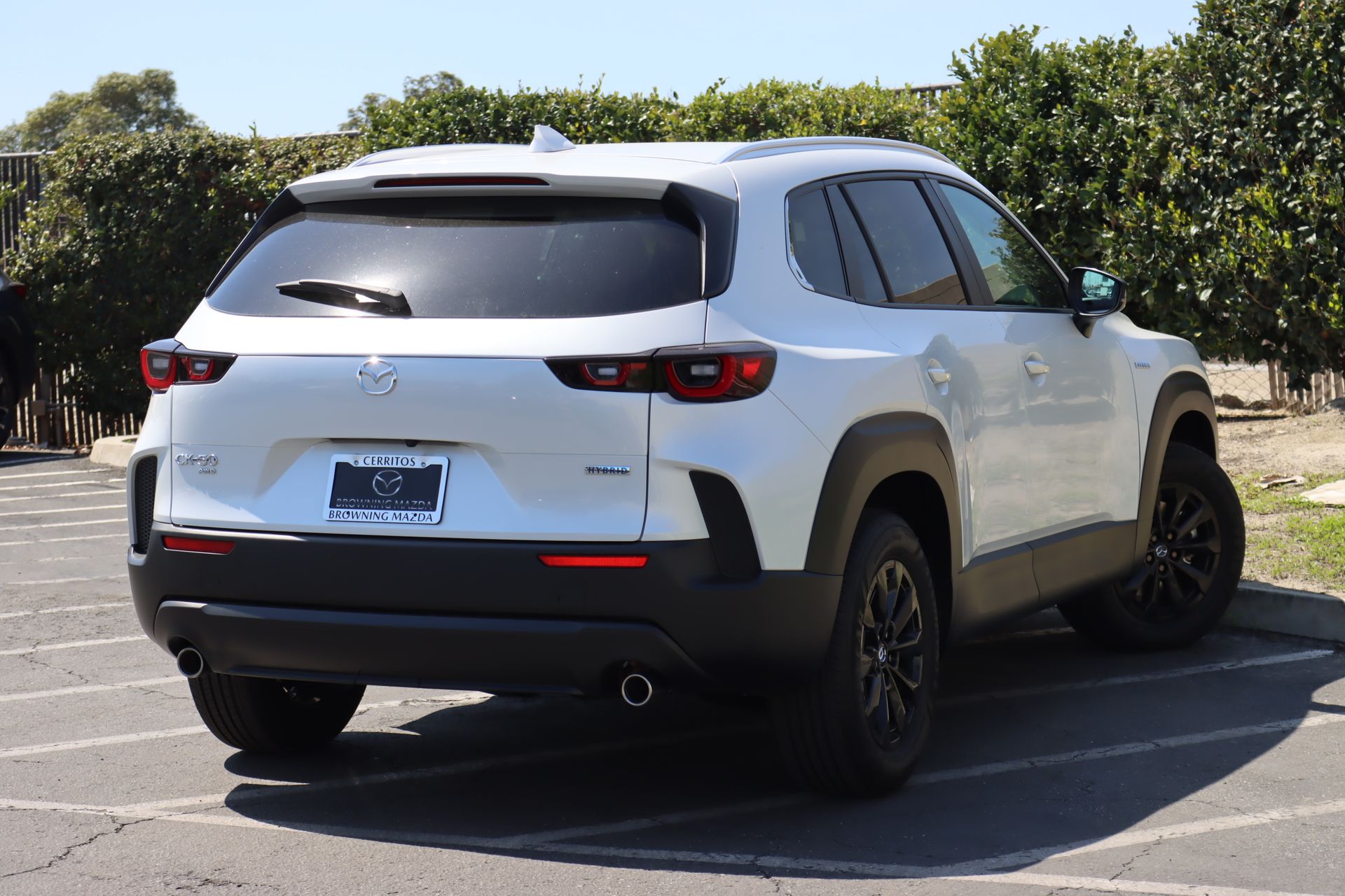 2025 Mazda CX-50 Preferred photo 2