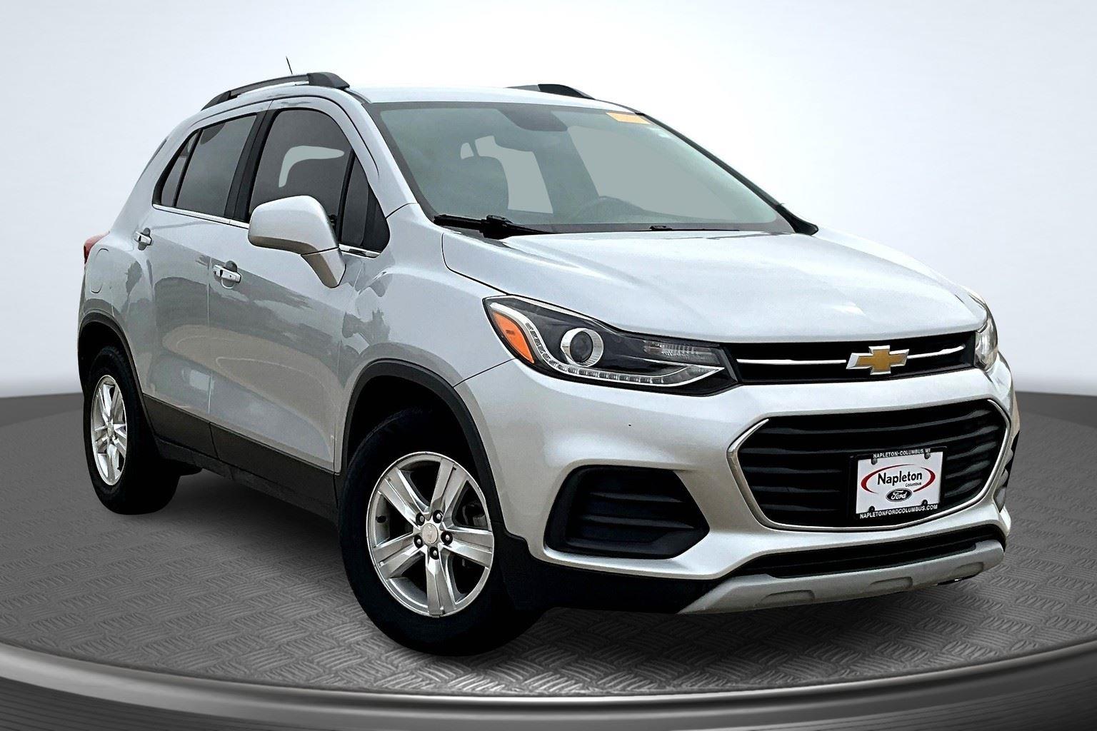 Used 2018 Chevrolet Trax LT with VIN 3GNCJLSB0JL280430 for sale in Columbus, WI