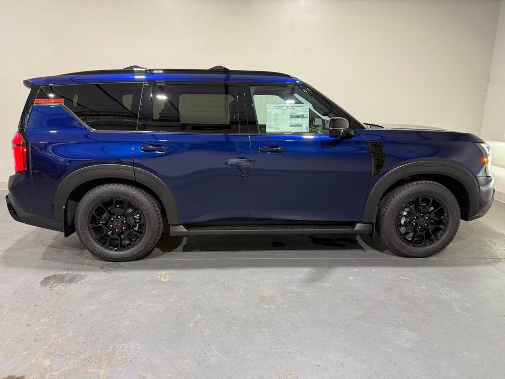 2025 Nissan Armada photo 3
