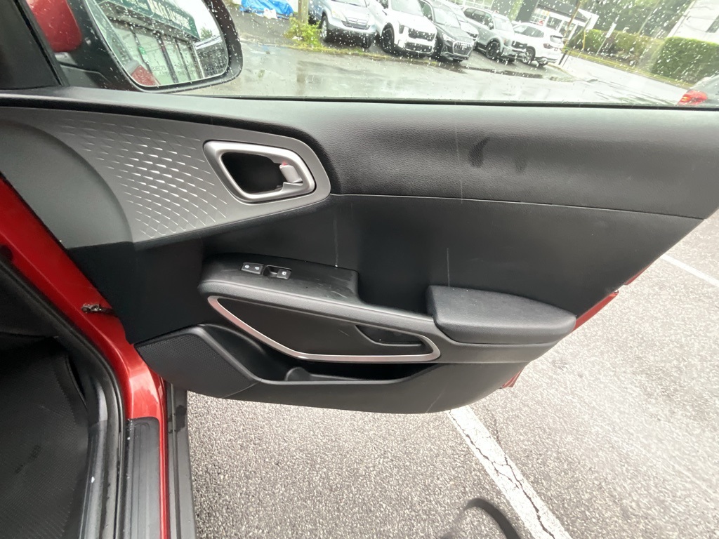 2021 Kia Soul LX photo 29