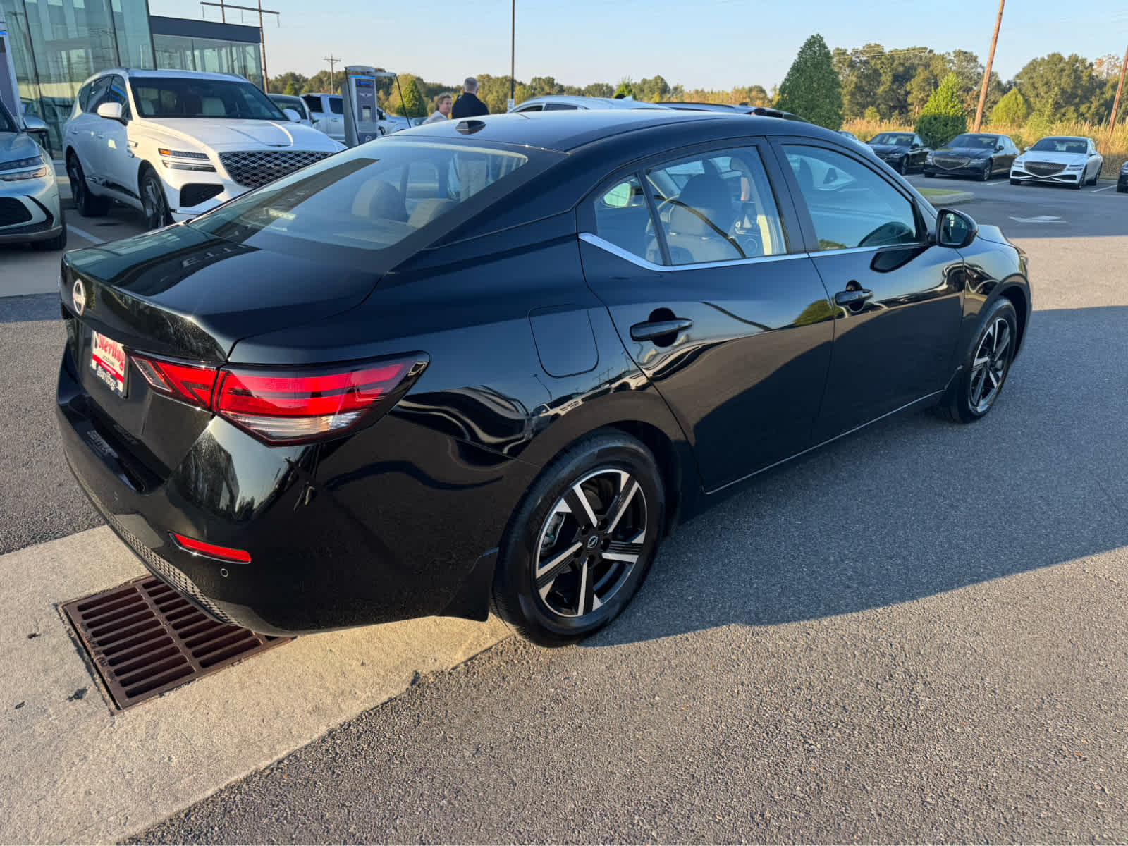 2025 Nissan Sentra SV photo 4