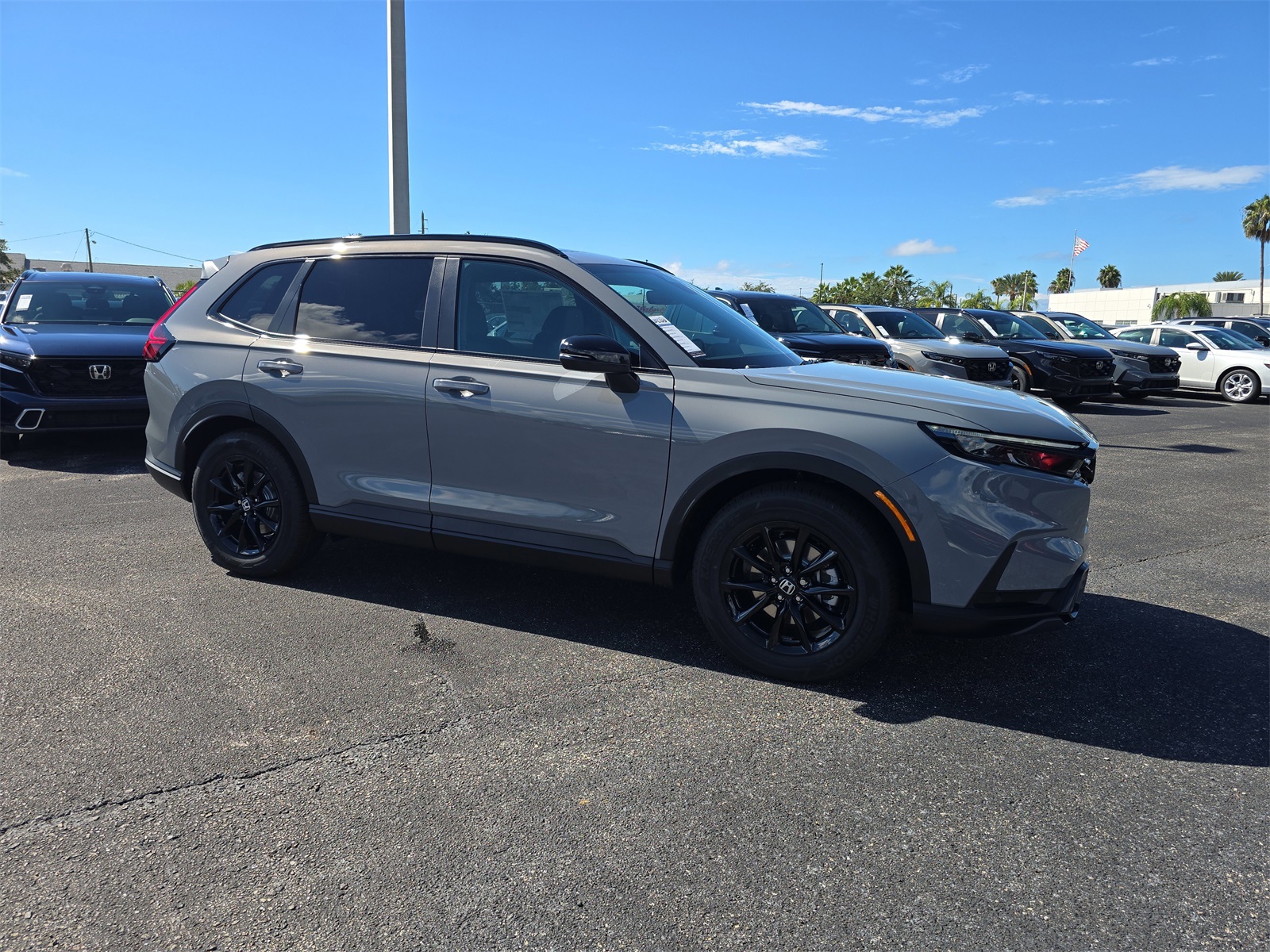 2026 Honda CR-V Hybrid Sport-L photo 2