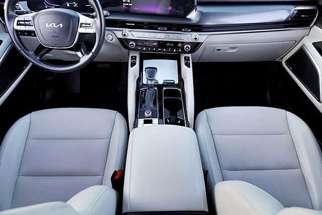 2025 Kia Telluride S photo 21