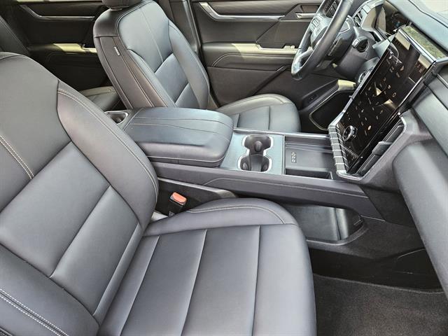 2024 Gmc Acadia Elevation photo 10