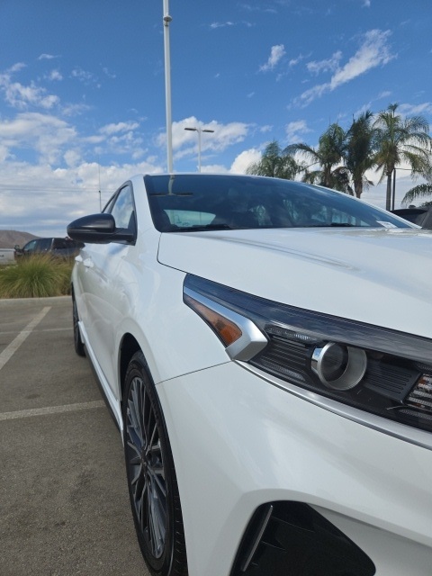 2024 Kia Forte GT-Line photo 4