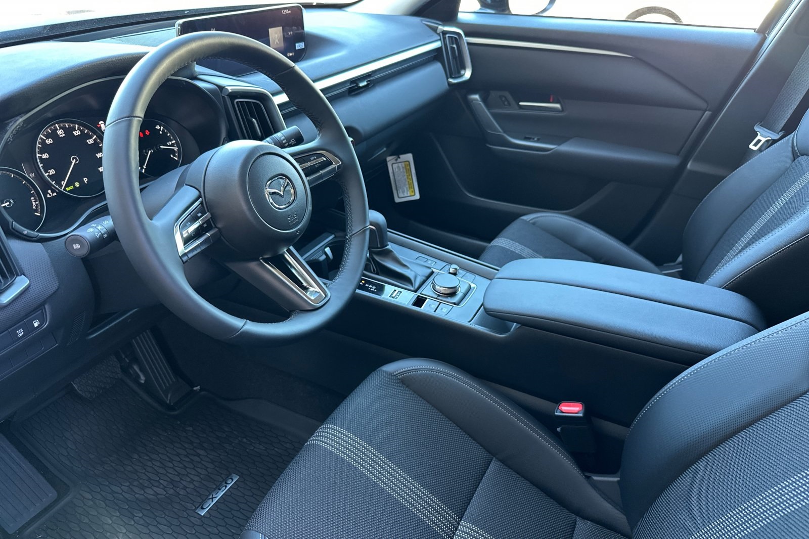 2025 Mazda CX-50 Preferred photo 10
