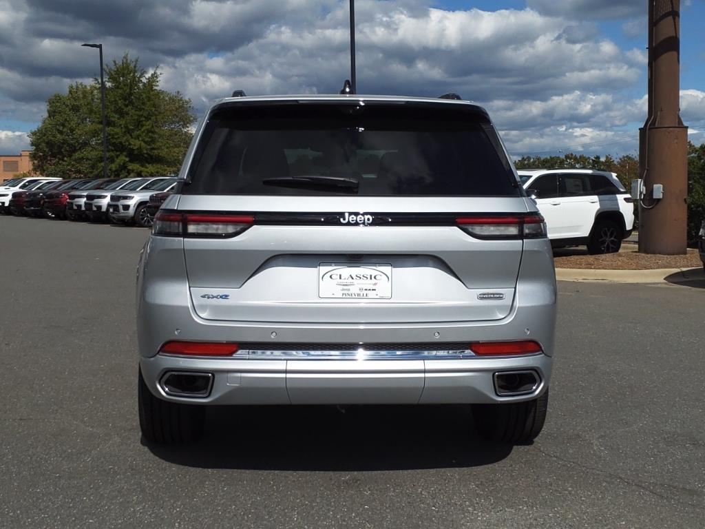 2024 Jeep Cherokee Overland 4xe photo 21