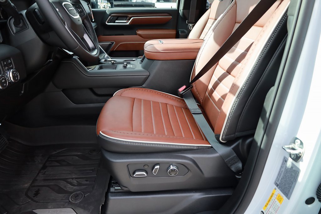 2026 Gmc Sierra 2500 HD Denali Ultimate photo 12