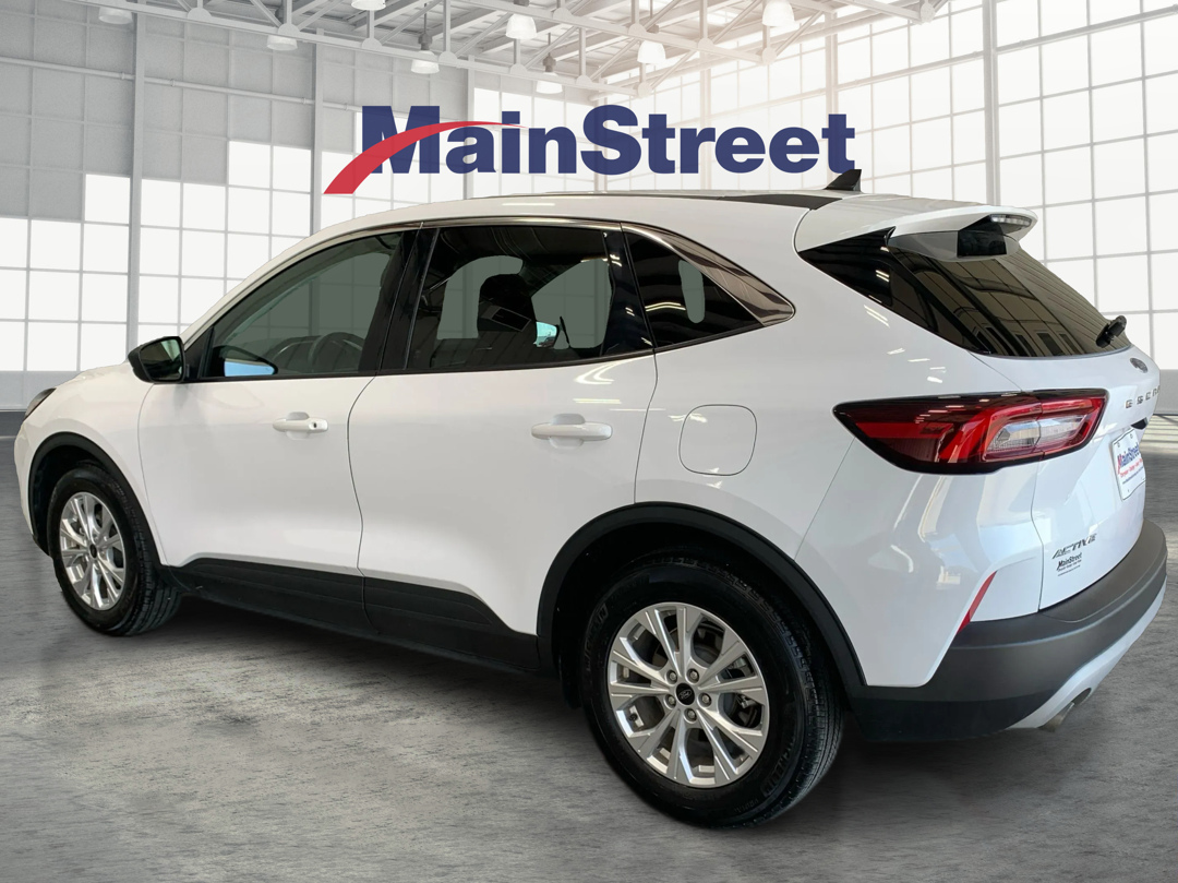 2024 Ford Escape Active photo 2