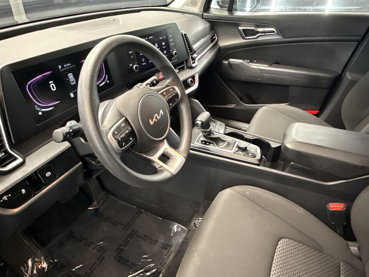 2024 Kia Sportage LX photo 13