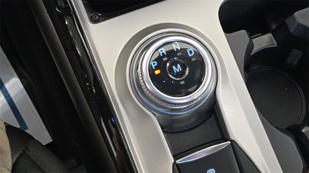 2023 Ford Explorer ST photo 17