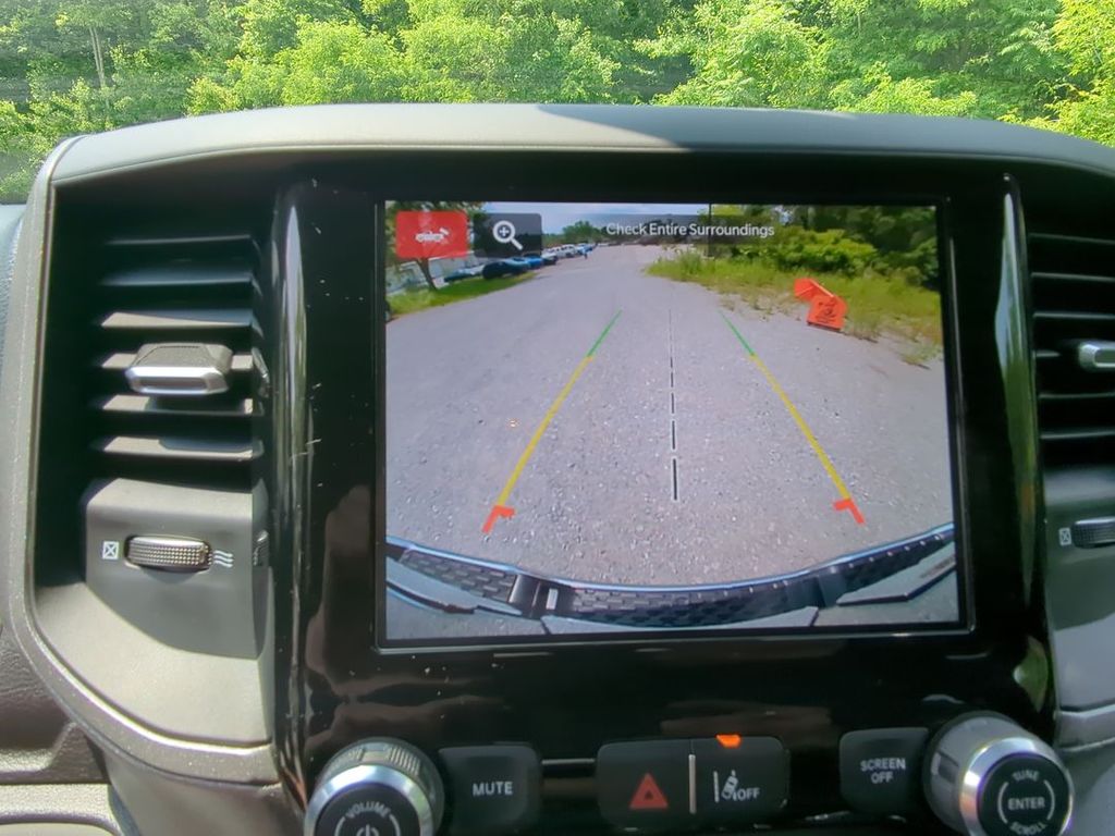 2025 Ram 1500 Tradesman photo 12