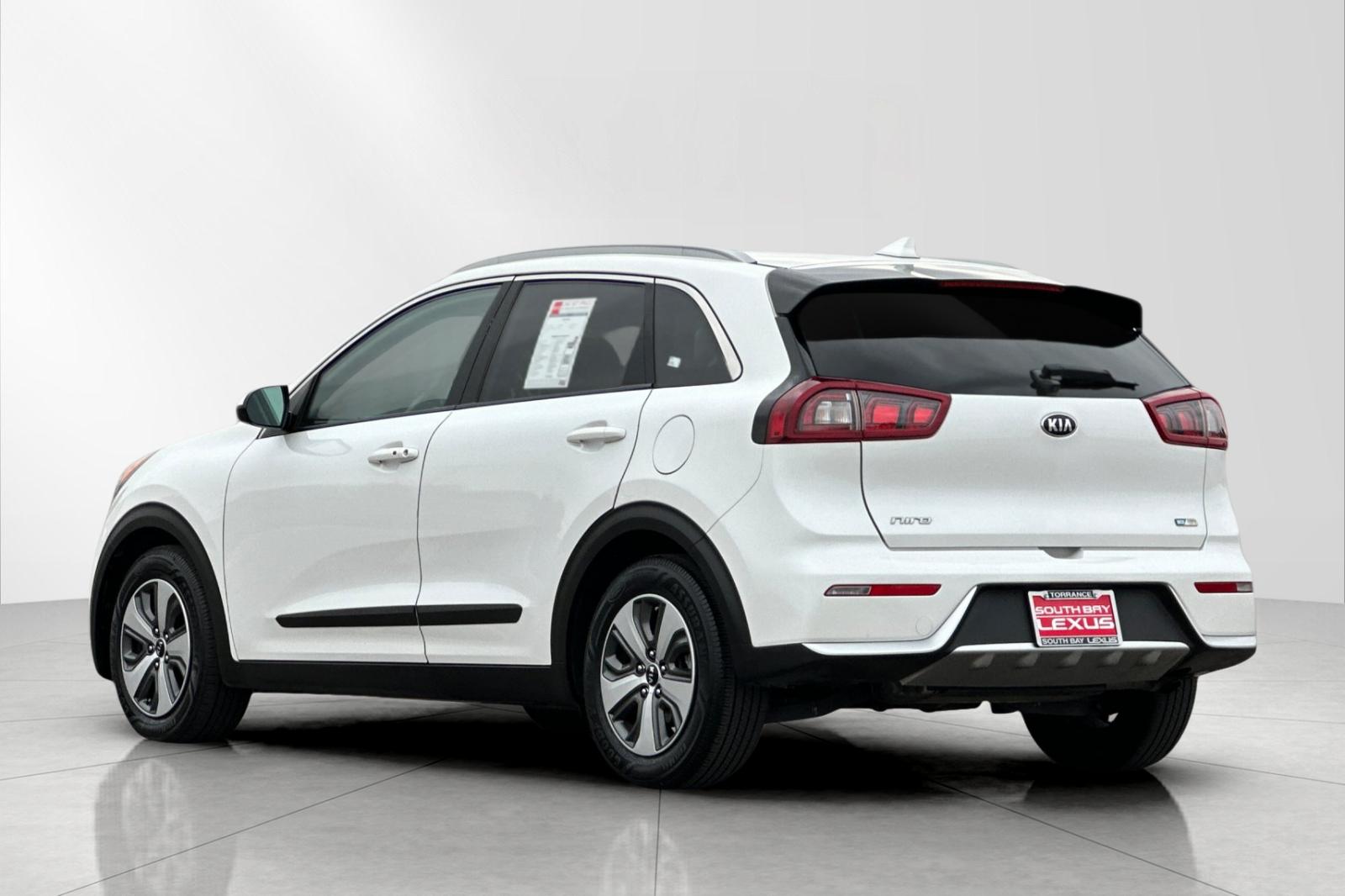 2019 Kia Niro LX photo 3