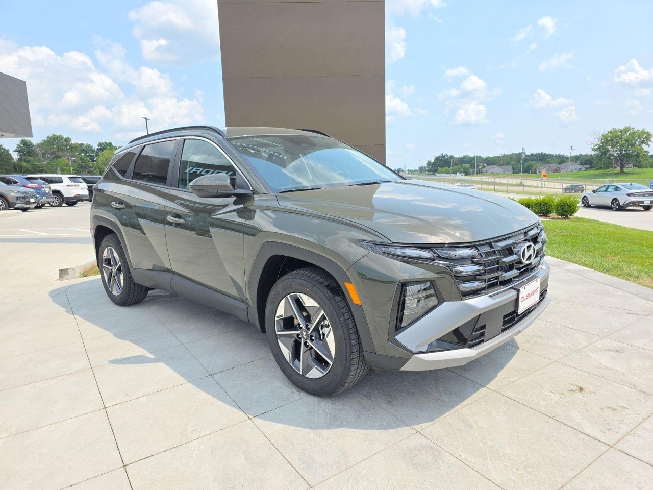 2025 Hyundai Tucson SEL photo 3