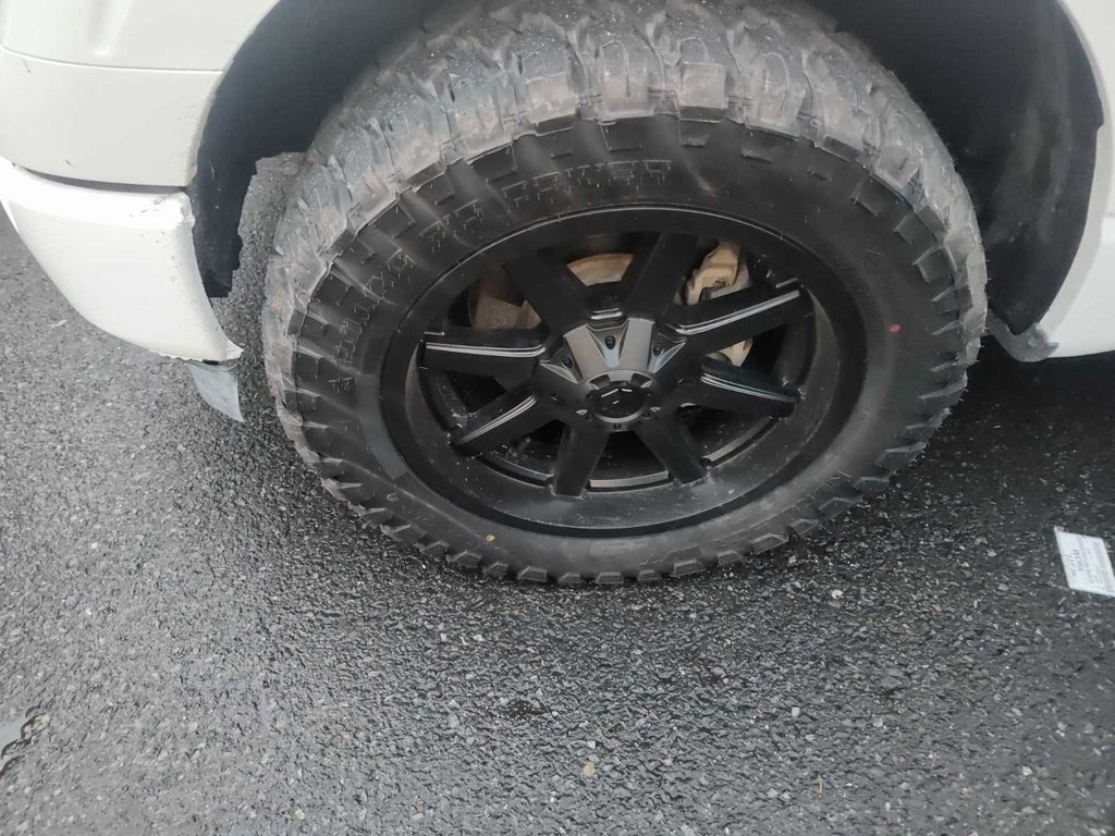 2023 Ford F-150 XLT photo 3