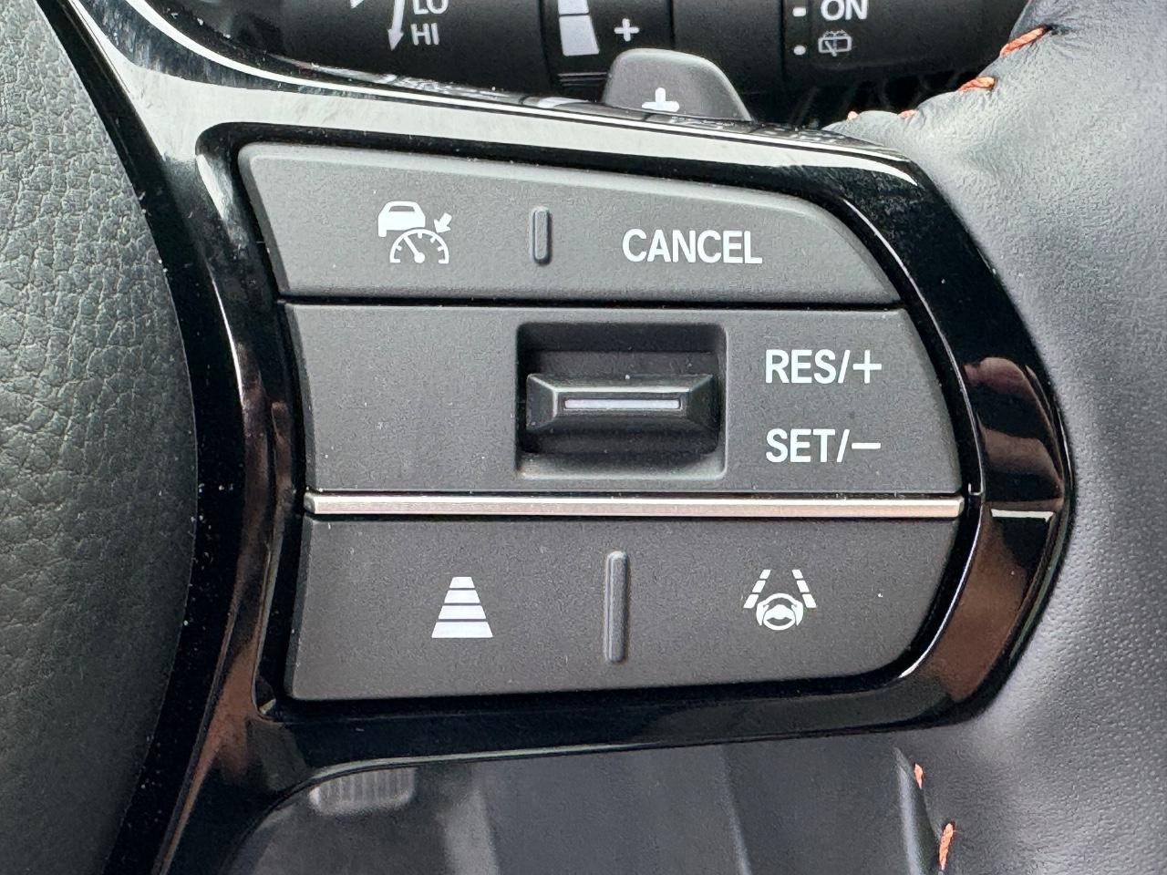 2025 Honda CR-V Hybrid Sport Touring photo 21