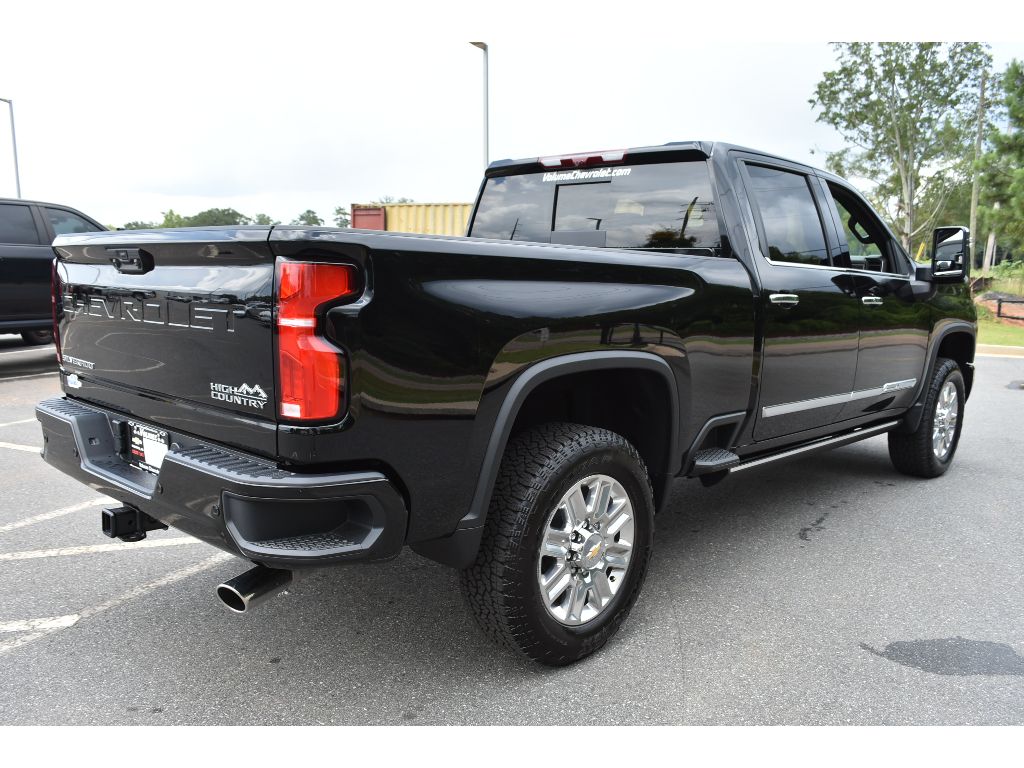 2025 Chevrolet Silverado 2500HD High Country photo 5