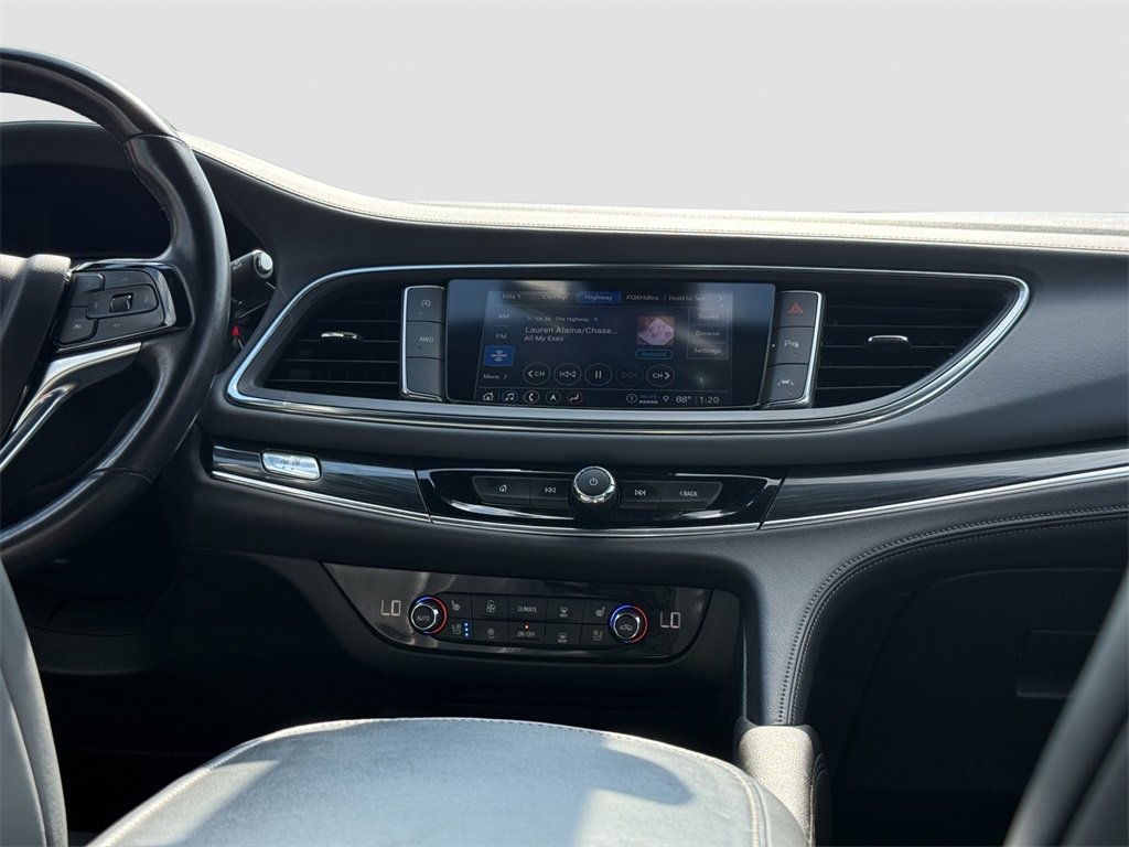 2024 Buick Enclave Premium photo 21