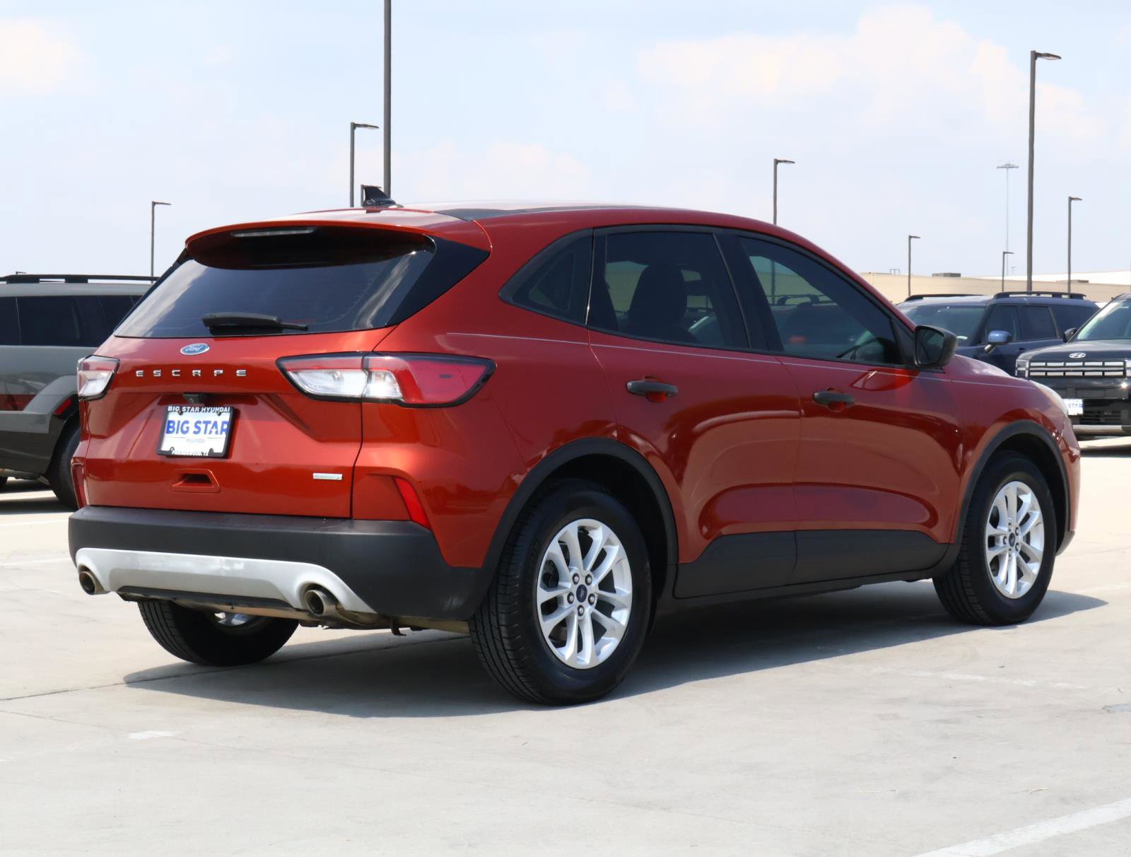 2020 Ford Escape S photo 4