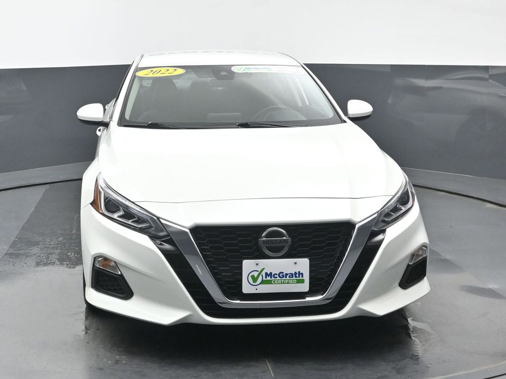 2022 Nissan Altima 2.5 SV photo 2