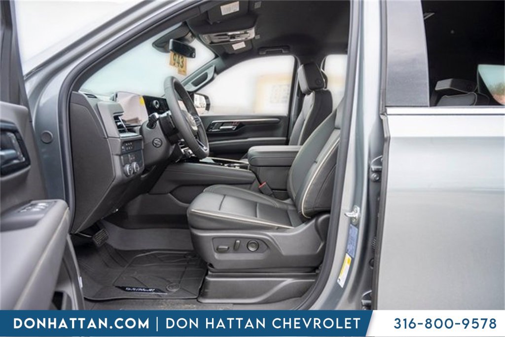 2025 Chevrolet Tahoe Premier photo 5