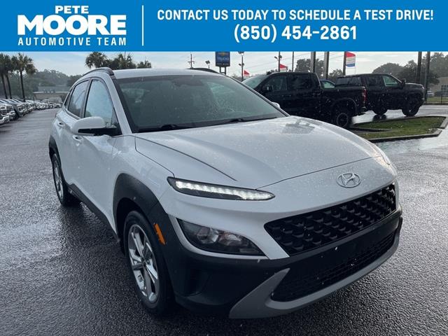 2022 Hyundai Kona SEL photo 3
