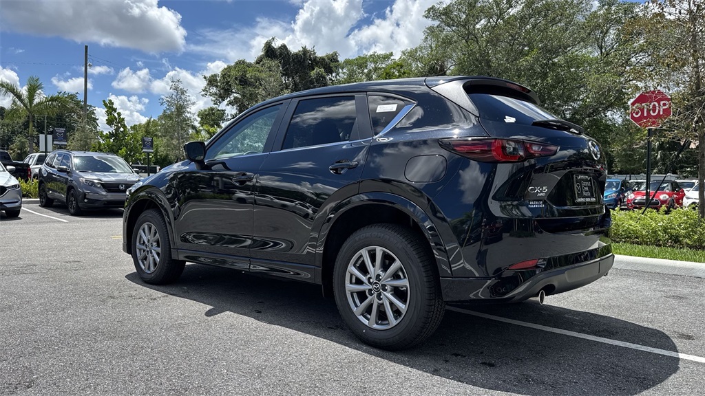 2025 Mazda CX-5 2.5 Select photo 25