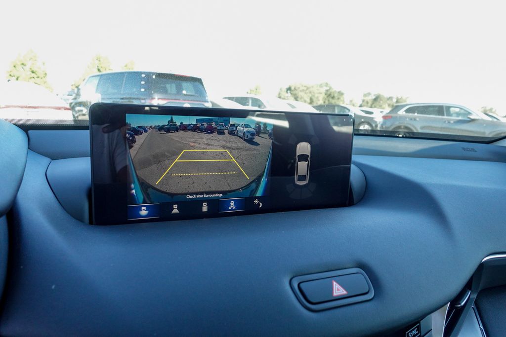 2025 Acura TLX Technology photo 23
